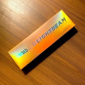 BRAND NEW Urban Decay Lightbeam Eyeshadow Platter